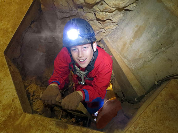 Einstieg in die Laierhöhle